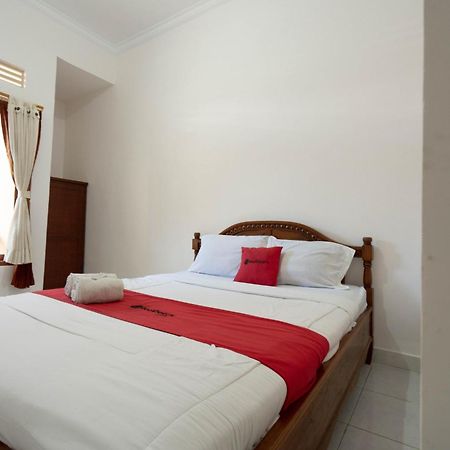 Reddoorz Near Buleleng Harbour 2 Hotel Singaraja Exterior foto
