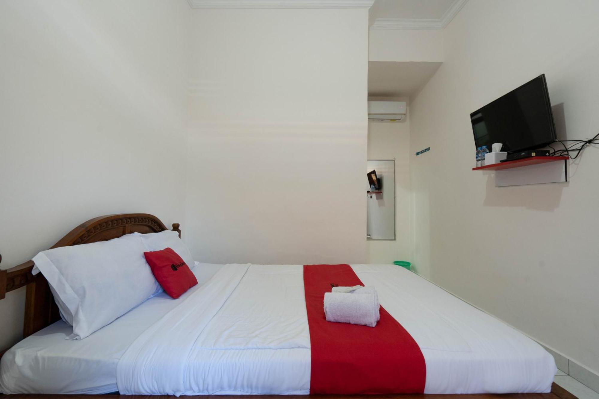 Reddoorz Near Buleleng Harbour 2 Hotel Singaraja Exterior foto